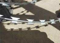 Ciclo attraversato maglia d'acciaio galvanizzato 600mm del filo spinato del rasoio 10 Mtr